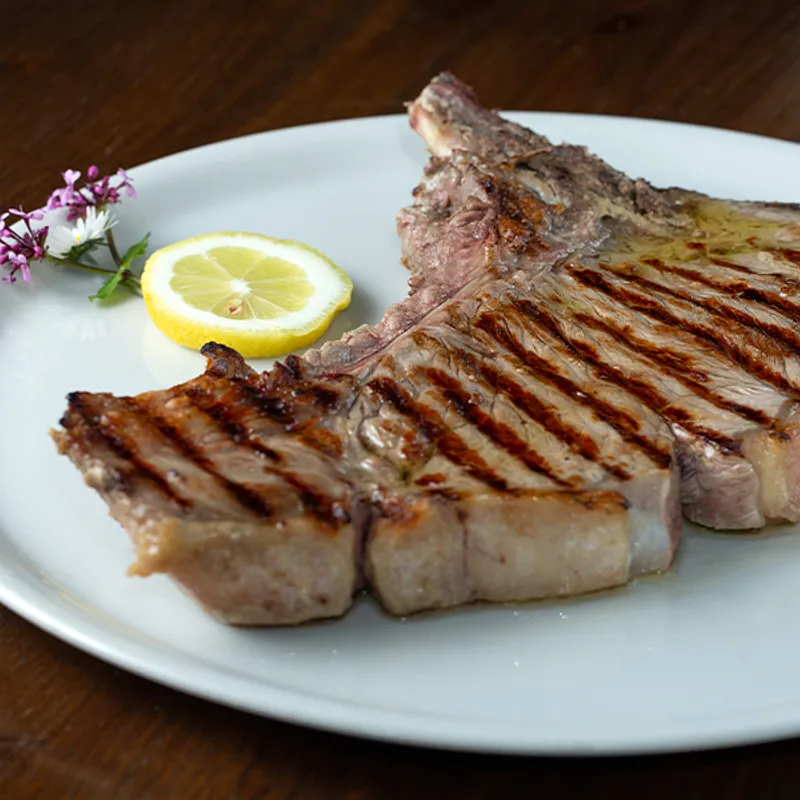 Costata di vitello ai ferri — Unni Don Nino - Osteria Bar, Sant'Angelo di Brolo (foto 1)