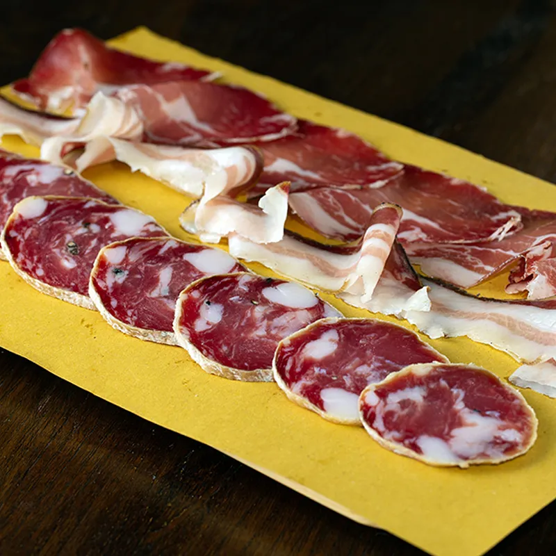 Tagliere di salumi — Unni Don Nino - Osteria Bar, Sant'Angelo di Brolo (foto 1)