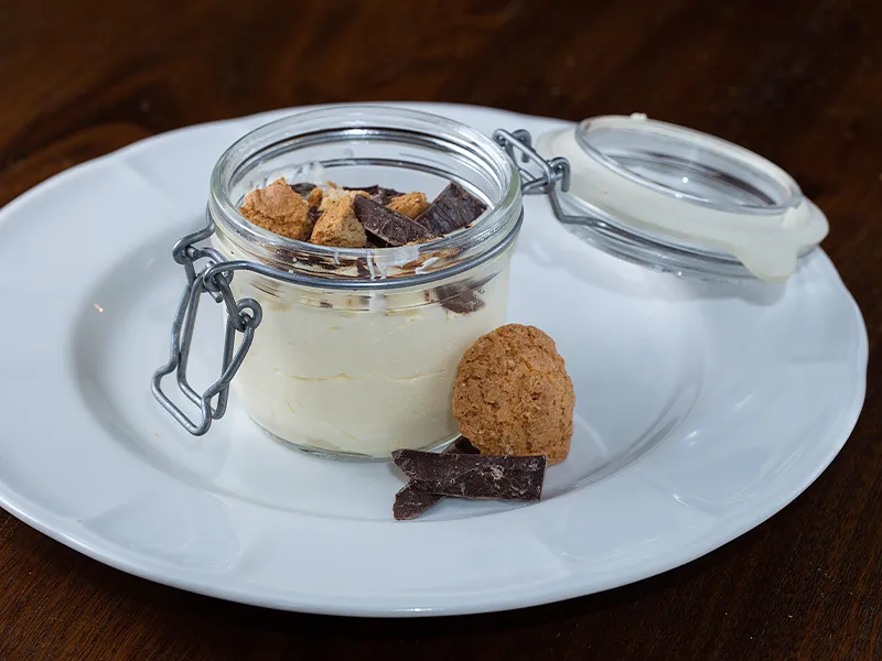Crema al mascarpone con scaglie di cioccolato