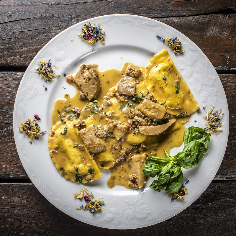 Crespelle ai profumi di bosco — Osteria della carne, Sant'Angelo di Brolo (foto 1)