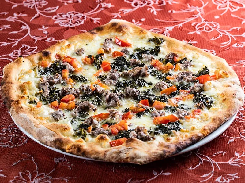 Pizza salsiccia e friarielli