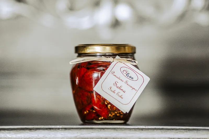 Pomodoro "seccagno" di Salina sottolio