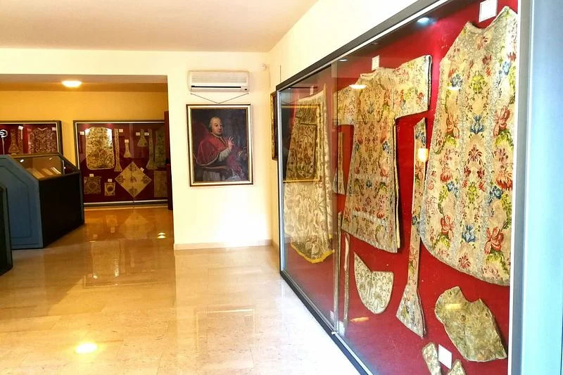 Museo di arte sacra - Gioiosa Marea — Gioiosa Marea · Ttattà Go