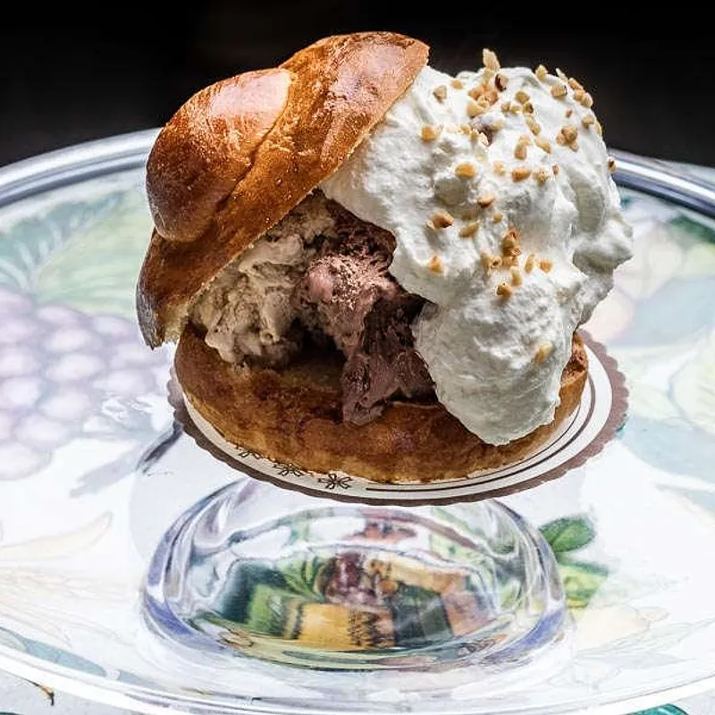 Brioche col gelato — photo 1