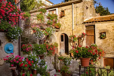 Borgo Luigi — Castell'Umberto · Ttattà Go